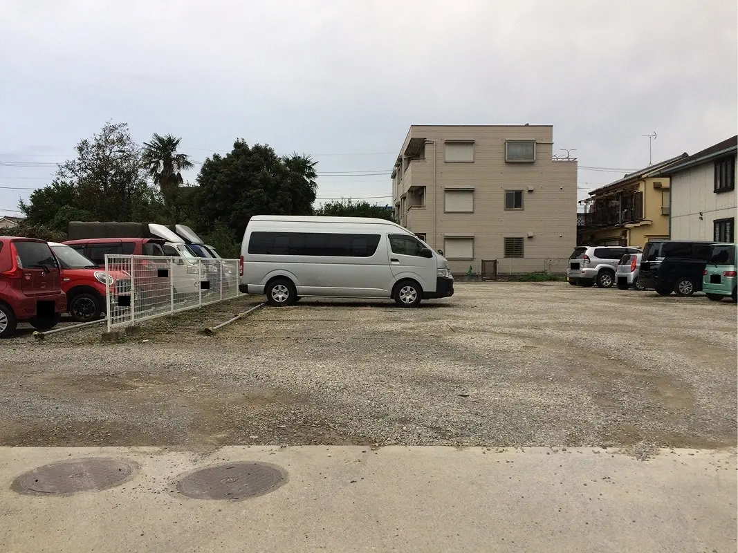 足立区栗原２丁目　月極駐車場